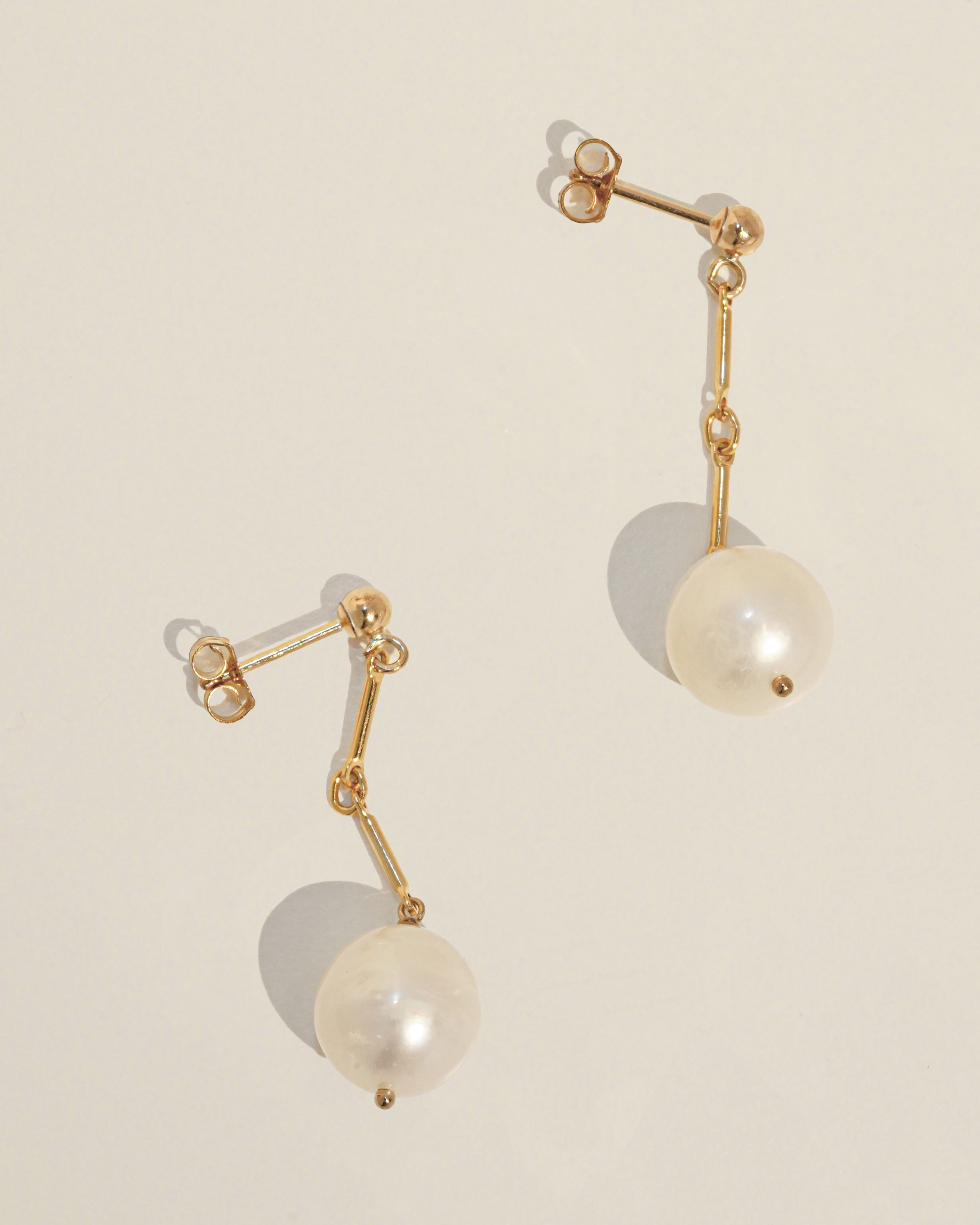 Oviedo Round Earrings
