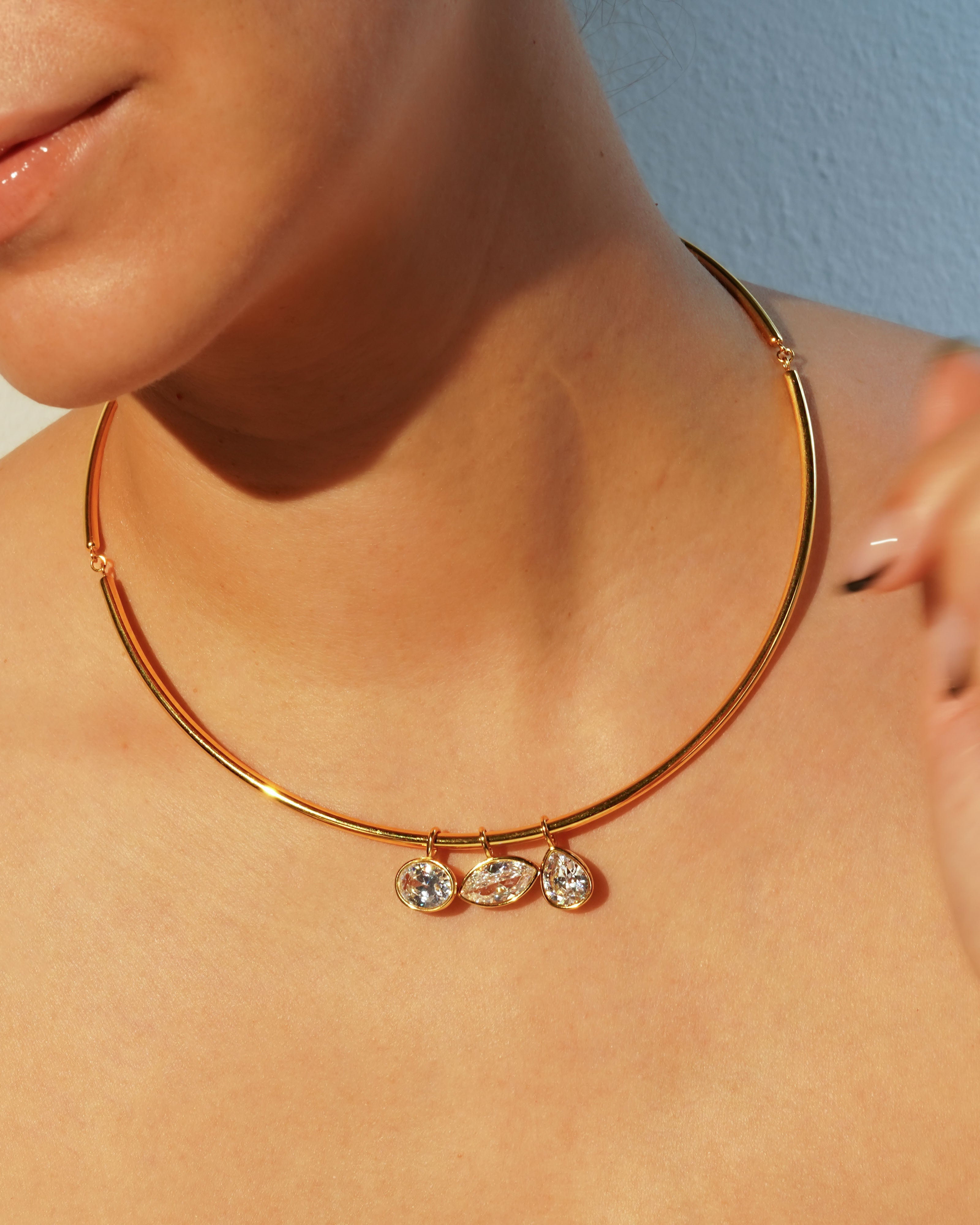 Oliver Duchess Collar