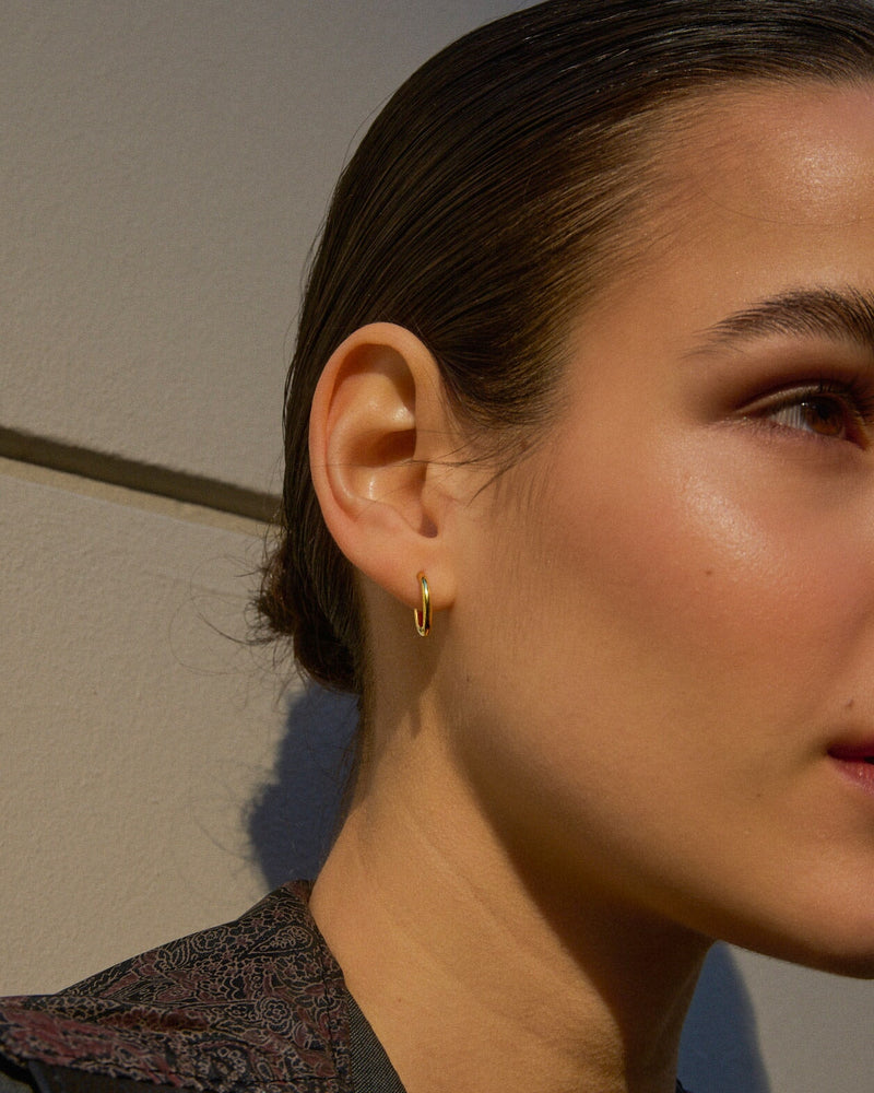 Thin Small Hoop Earrings photo 2