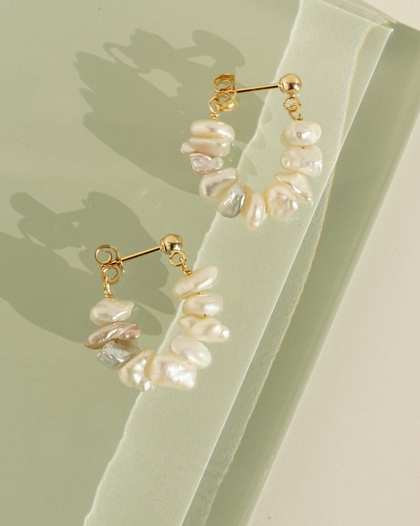 BLACK & BLOOM - Ramona Earrings in Noir - For Sale